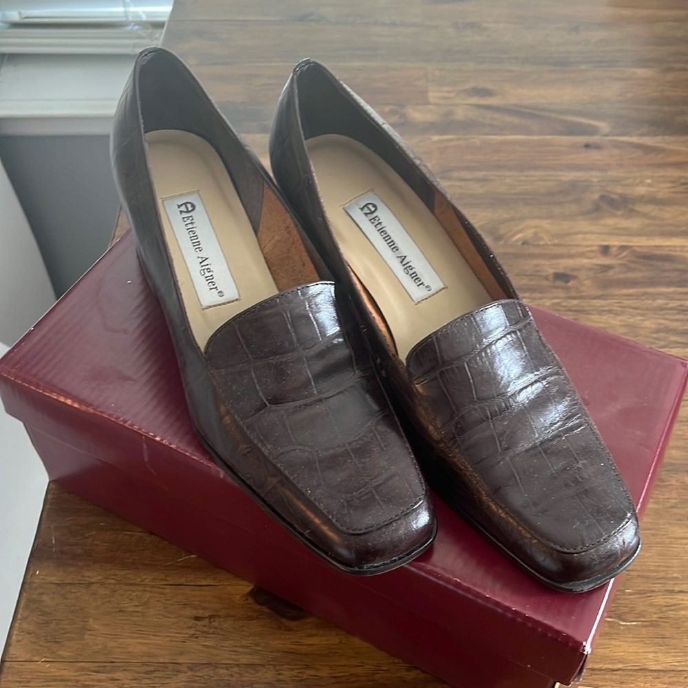 Etienne Aigner dress shoes